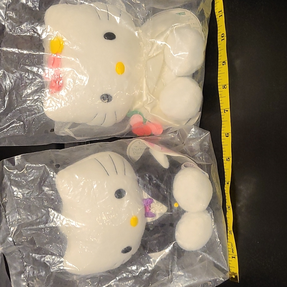 Plush Hello Kitty Bride & Groom
